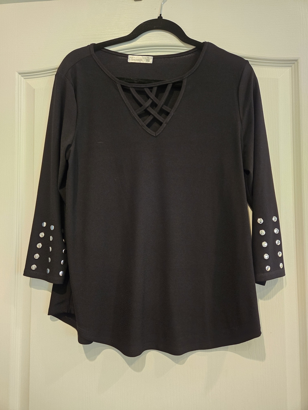 89th & Madison Black Long Sleeve Top with Crisscross Neck